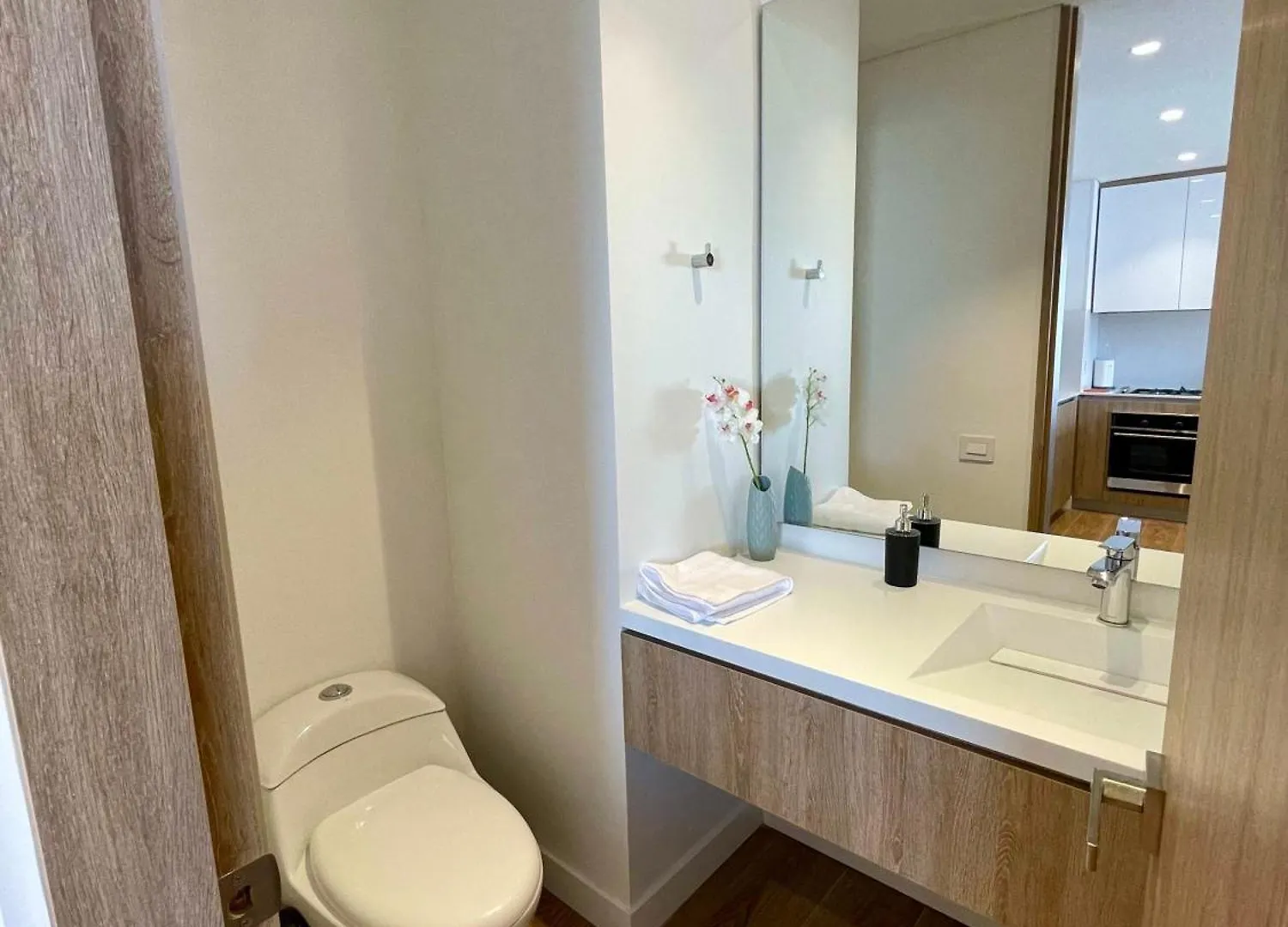 בוגוטה Spaceful Apartment Near Corferias Mountain View 3 Hab- 804A קולומביה