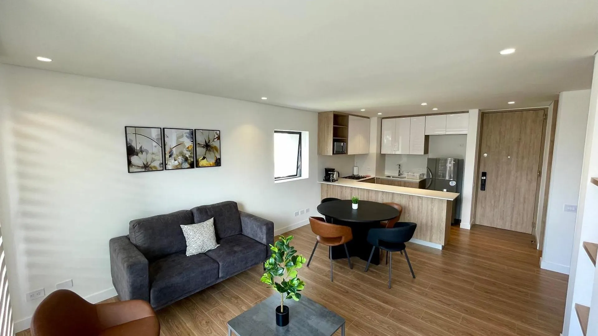 בוגוטה Spaceful Apartment Near Corferias Mountain View 3 Hab- 804A 0*,  קולומביה