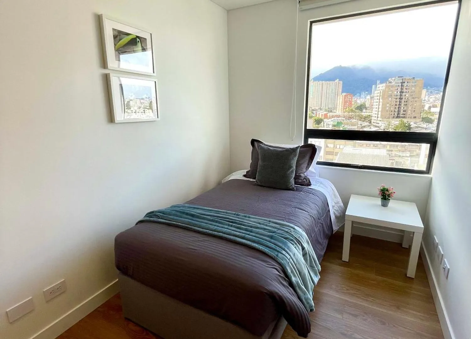 בוגוטה Spaceful Apartment Near Corferias Mountain View 3 Hab- 804A