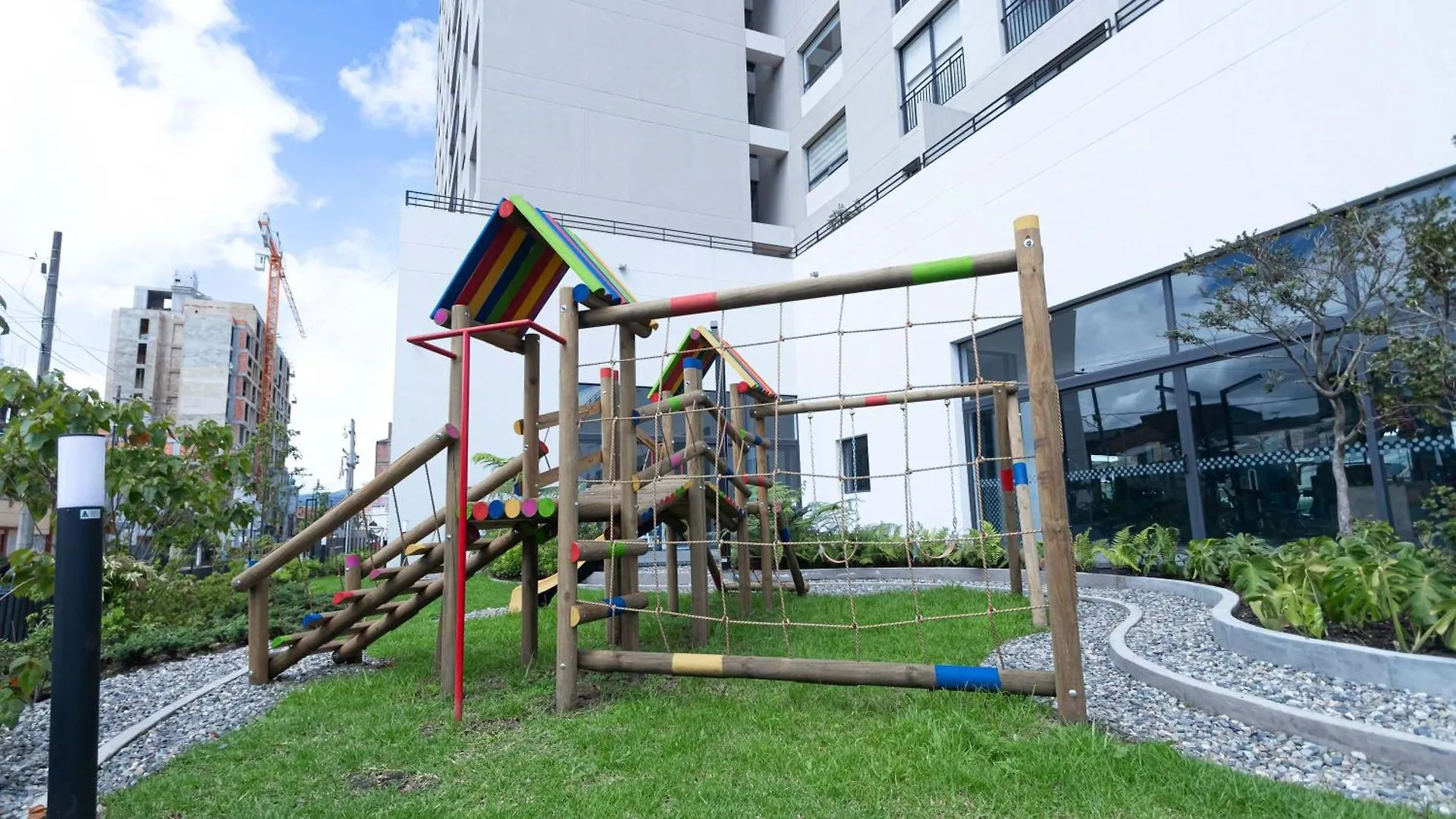 בוגוטה Spaceful Apartment Near Corferias Mountain View 3 Hab- 804A